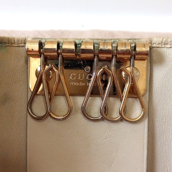 GUCCI-BEIGE LEATHER KEY HOLDER CASE - Picture 6 of 12